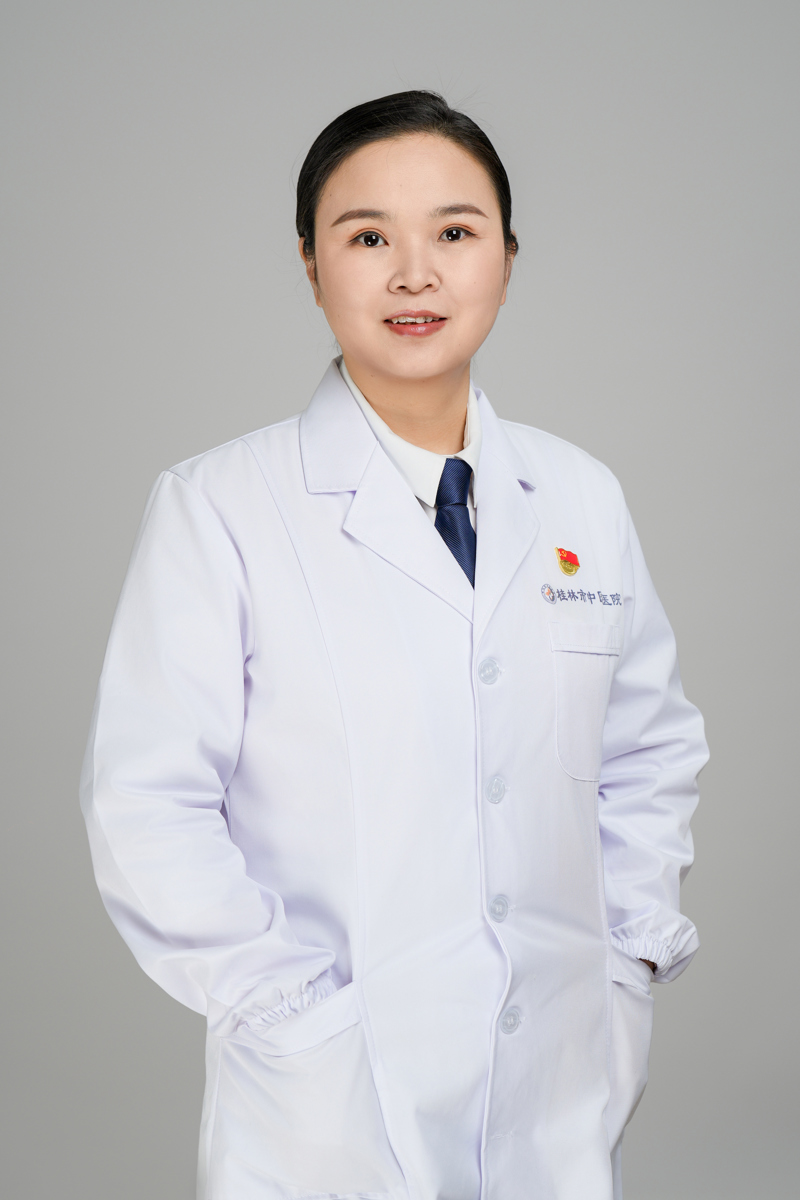 名医推荐|眼科主任李梅:深耕眼科领域,守护清晰