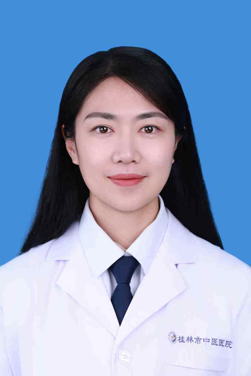 李欣蔚