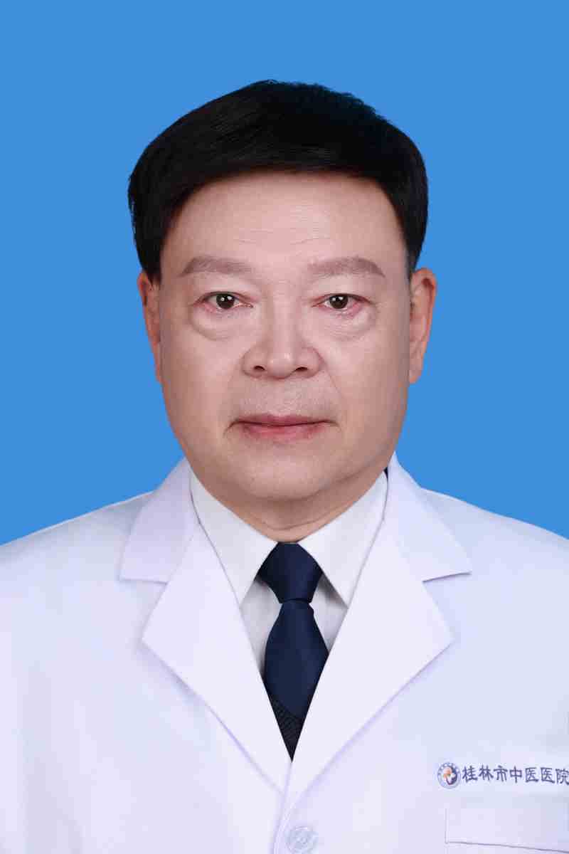 张丕华 
